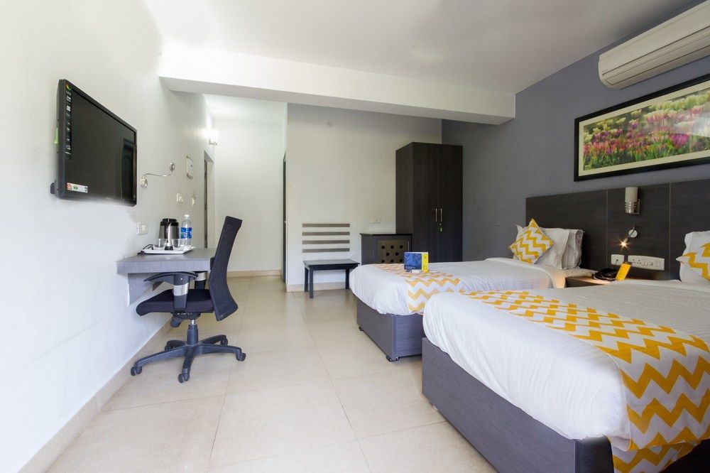 Fabhotel Stay Eeasy Thiruvanmiyur Chennai Exterior foto