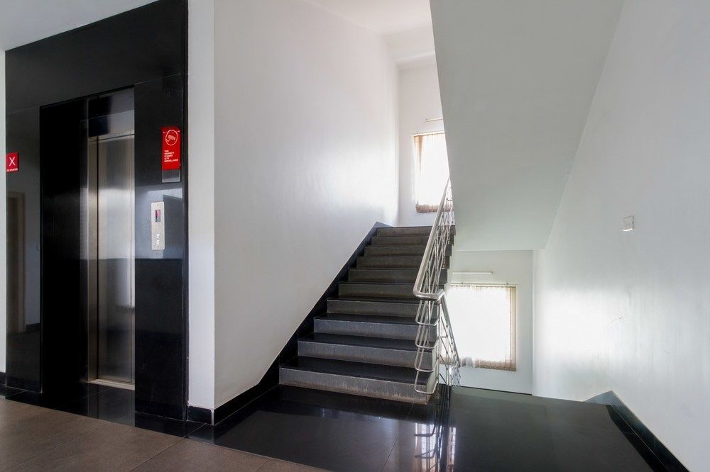 Fabhotel Stay Eeasy Thiruvanmiyur Chennai Exterior foto